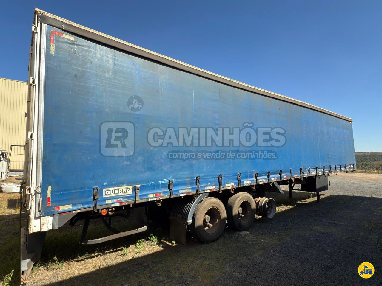 BAU SIDER de LR Caminhões